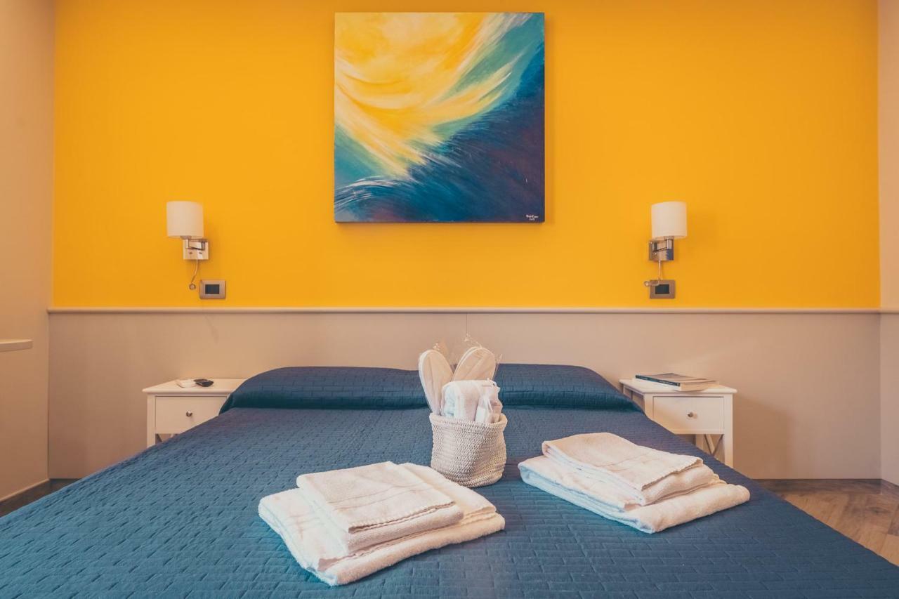 Oltre Il Mare Guest House Gaeta Kültér fotó