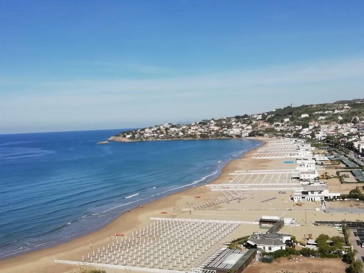 Oltre Il Mare Guest House Gaeta Kültér fotó